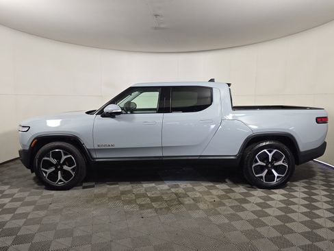 Used 2022 Rivian R1T Adventure AWD/4WD image 2