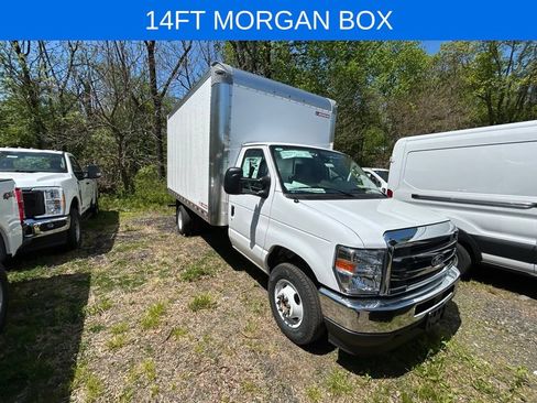 New 2027 Ford E-350 and Econoline 350 Super Duty w/ Driver's Safety Package RWD image 3