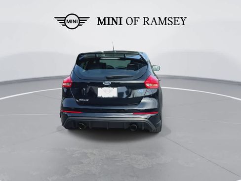 Used 2016 Ford Focus RS AWD/4WD image 7
