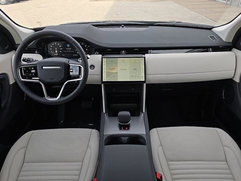 New 2025 Land Rover Discovery Sport S image 9