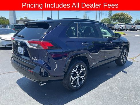 Used 2025 Toyota RAV4 XSE AWD/4WD image 19