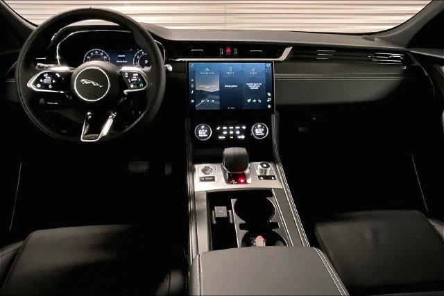 New 2026 Jaguar F-PACE R-Dynamic S AWD/4WD image 6