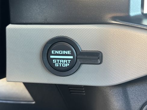 Used 2022 Ford Bronco Wildtrak image 38