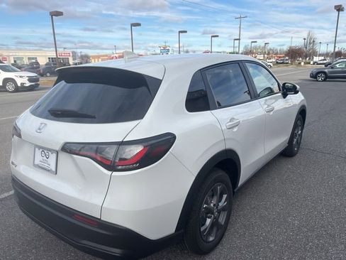 New 2026 Honda HR-V LX image 5