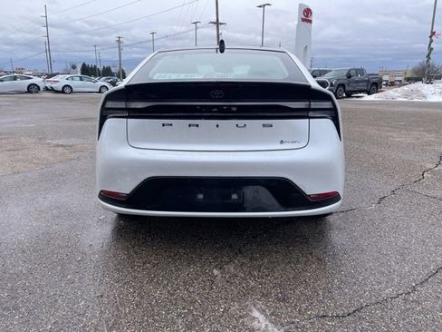 New 2026 Toyota Prius Plug-In Hybrid image 5