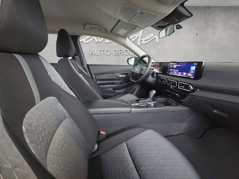 New 2026 Nissan Sentra SV image 24