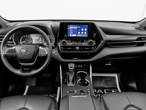 Used 2023 Toyota Highlander XSE image 37