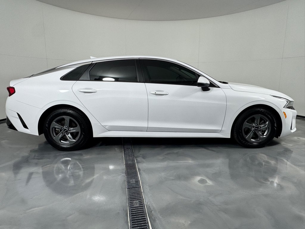 Used 2023 Kia K5 LXS FWD image 4