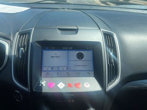 Used 2019 Ford Edge SEL w/ Equipment Group 201A AWD/4WD image 21