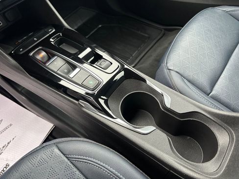 Used 2023 Chevrolet Bolt EUV LT w/ Convenience Package image 16