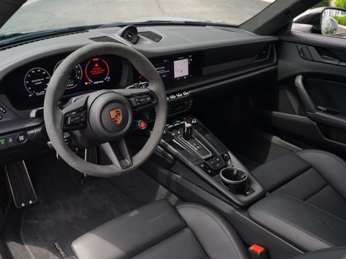 Used 2026 Porsche 911 Carrera GTS RWD image 35