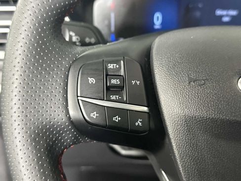 Used 2025 Ford Escape ST-Line image 26