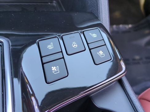 Certified 2023 Kia Sportage SX image 24