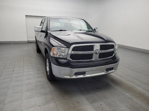 Used 2020 RAM 1500 Classic SLT image 13