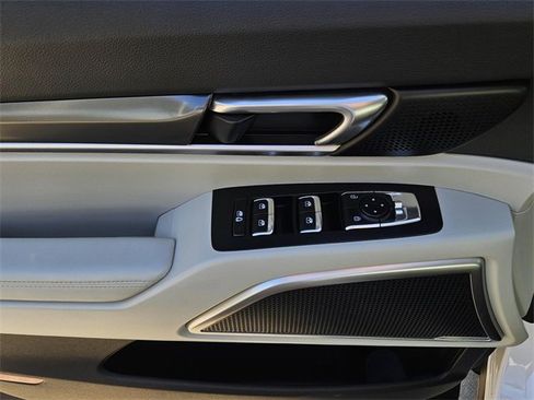 Used 2024 Kia Telluride S w/ S Sunroof Package image 19