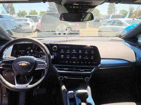 Used 2024 Chevrolet Equinox EV LT w/ LPO, Blackout Package FWD image 23