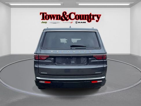 Used 2022 Jeep Wagoneer Series I w/ Convenience Group I AWD/4WD image 8
