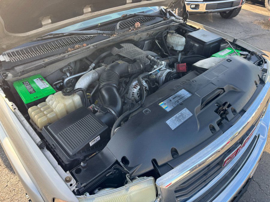 Used 2004 GMC Sierra 3500 SLE w/ Heavy-Duty Power Package AWD/4WD image 22