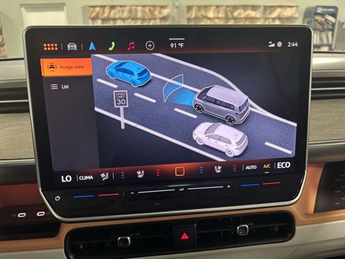 New 2025 Volkswagen ID. Buzz 1st Edition image 21