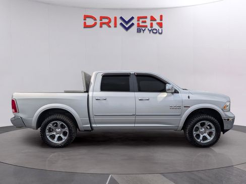 Used 2017 RAM 1500 Laramie w/ Convenience Group image 6