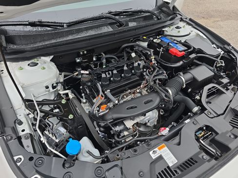 Used 2024 Honda Accord EX image 31