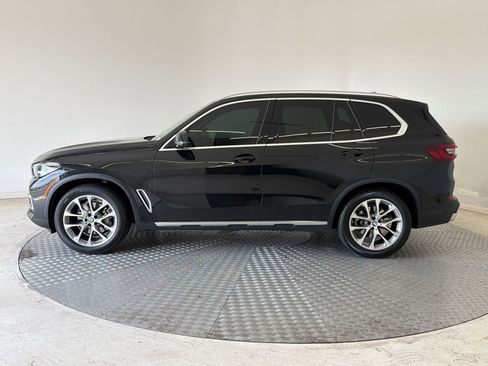 Certified 2023 BMW X5 xDrive40i w/ Premium Package AWD/4WD image 2