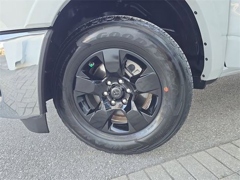 Used 2025 RAM 1500 Big Horn image 31