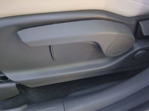 New 2026 Hyundai Santa Fe SE FWD image 24