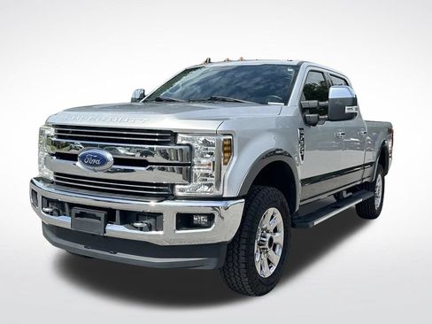 Used 2019 Ford F350 Lariat w/ Lariat Ultimate Package AWD/4WD image 2