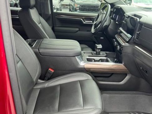 Used 2023 Chevrolet Silverado 1500 RST AWD/4WD image 8