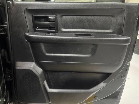 Used 2016 RAM 2500 Tradesman w/ Chrome Appearance Group AWD/4WD image 31