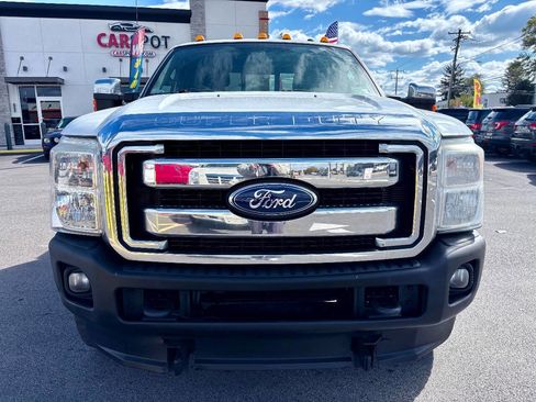 Used 2011 Ford F250 Lariat w/ Chrome Pkg image 9