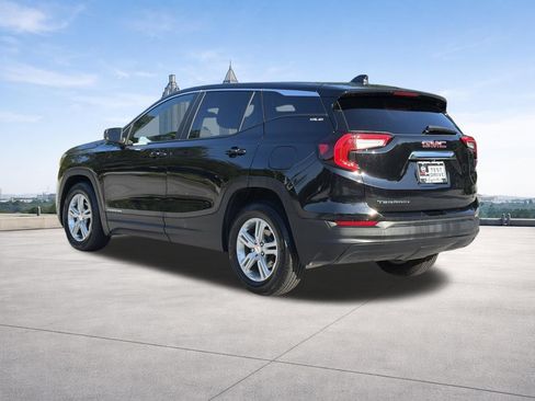 Used 2024 GMC Terrain SLE FWD image 22