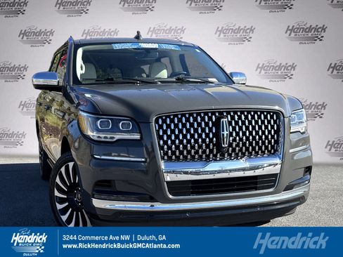 Used 2022 Lincoln Navigator Black Label image 1