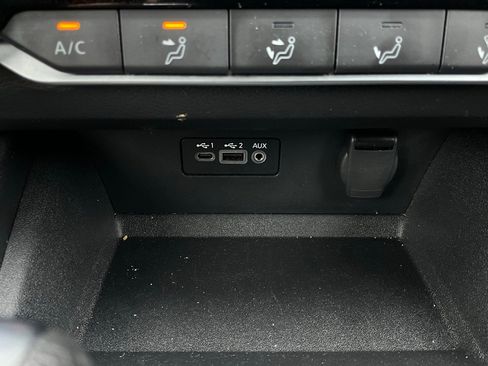 Used 2025 Nissan Altima 2.5 SV image 25