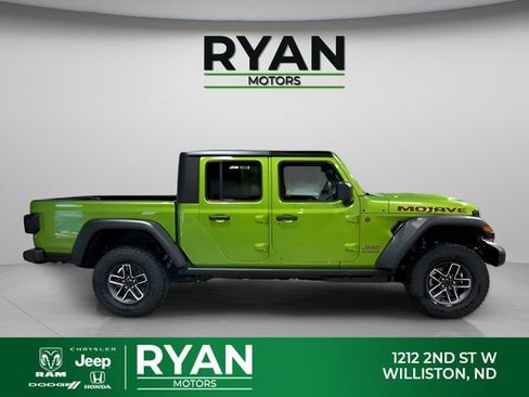 New 2026 Jeep Gladiator Mojave w/ Technology Group AWD/4WD image 10
