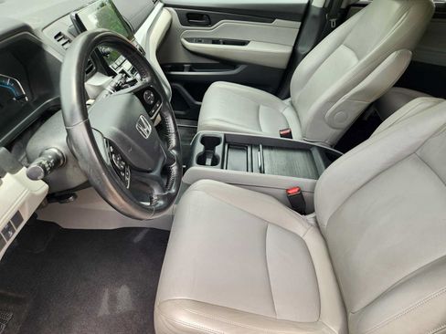 Used 2018 Honda Odyssey EX-L image 11