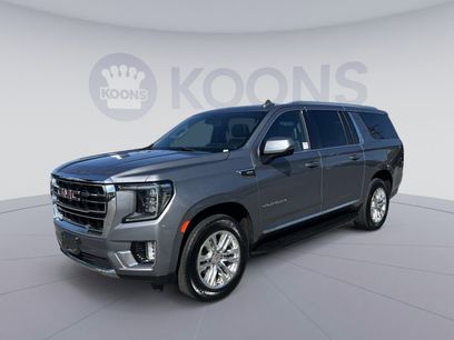 Used 2022 GMC Yukon XL SLT w/ SLT Premium Package