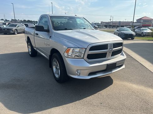 Used 2015 RAM 1500 Express AWD/4WD image 1