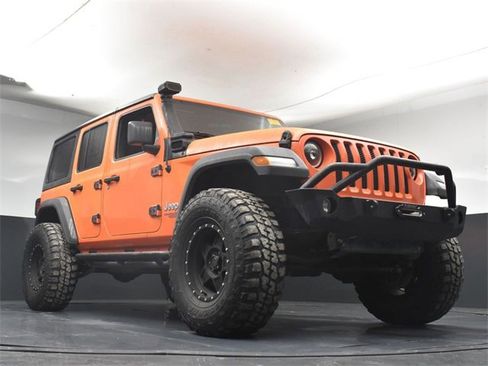 Used 2018 Jeep Wrangler Unlimited Sport S image 30