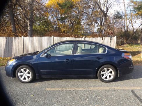 Used 2007 Nissan Altima 2.5 S w/ Convenience Plus Pkg image 2