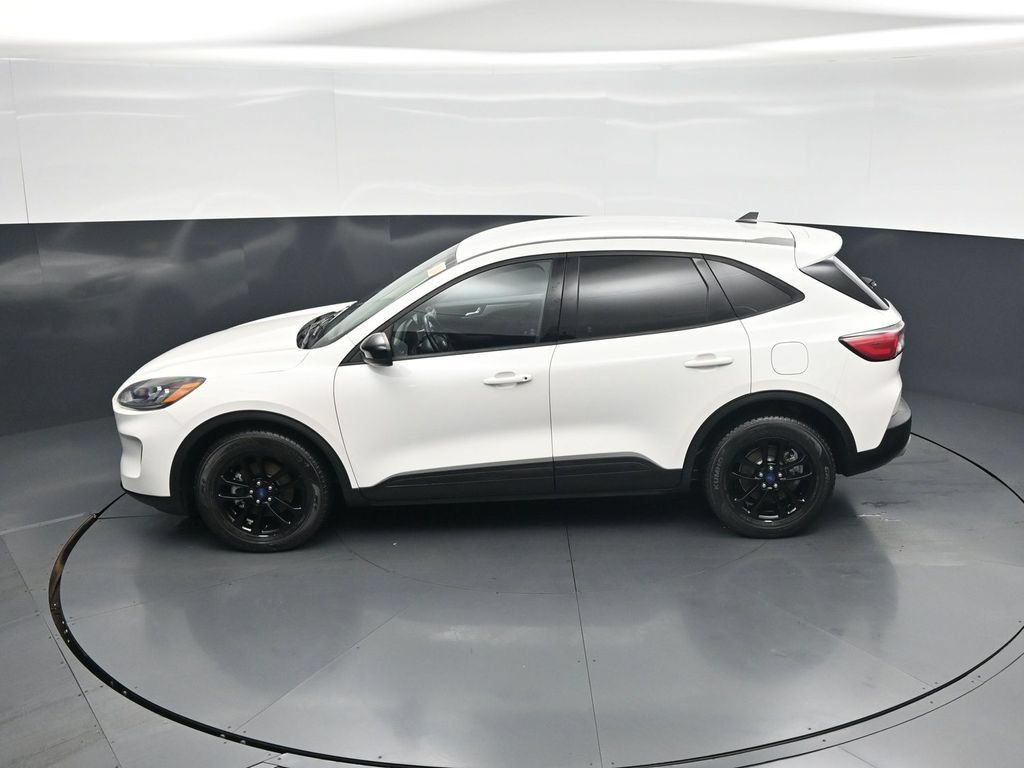 Used 2020 Ford Escape SE Sport FWD image 44