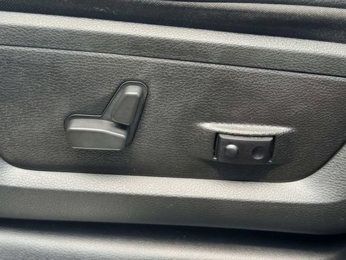 Used 2022 RAM 2500 Laramie AWD/4WD image 23