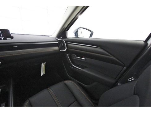 Certified 2025 MAZDA CX-50 AWD 2.5 Hybrid w/ Premium Pkg image 10