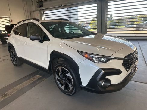 Used 2024 Subaru Crosstrek 2.5i Limited image 1