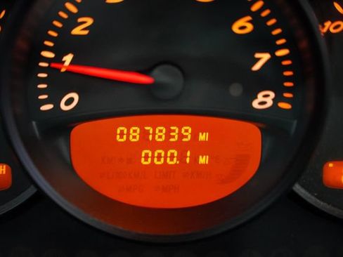 Used 2003 Porsche Boxster RWD image 5