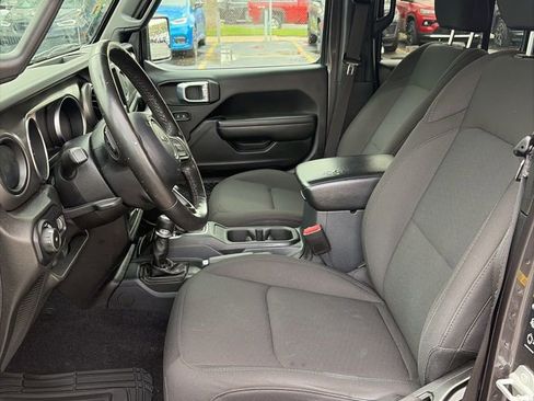 Used 2023 Jeep Wrangler Sport S image 7