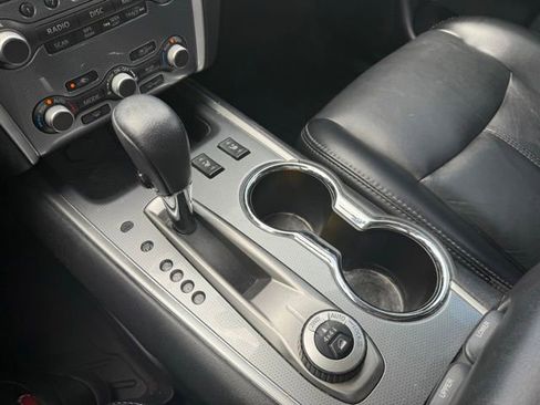 Used 2019 Nissan Pathfinder SL AWD/4WD image 29