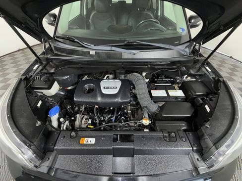 Used 2018 Kia Soul ! FWD image 26