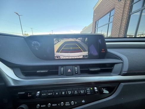 Used 2019 Lexus ES 350 F Sport w/ Accessory Package 2 FWD image 28